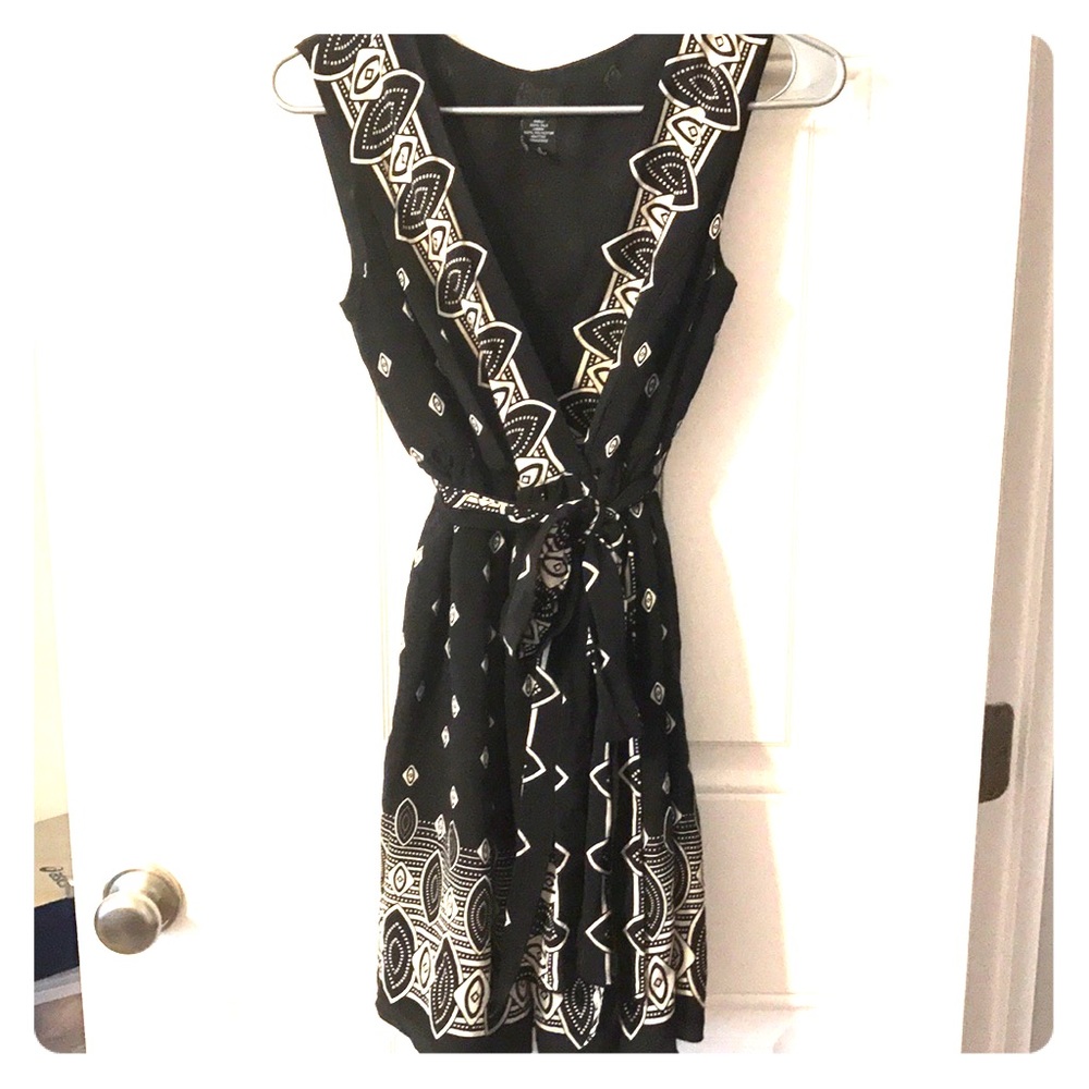 Black patterned dress